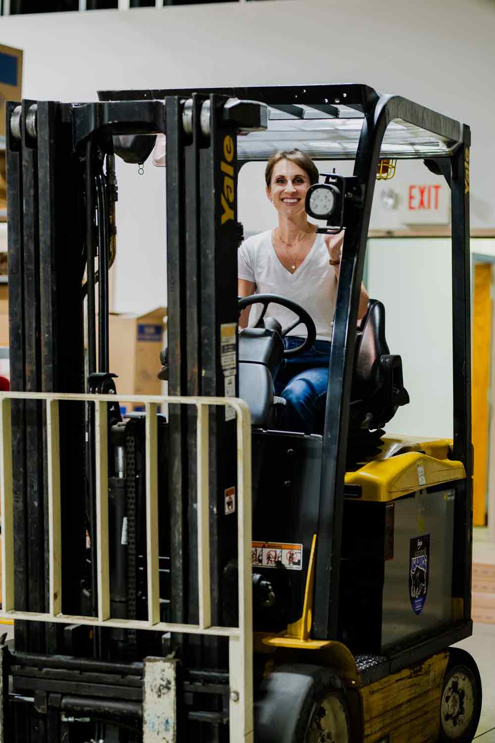 DermWarehouse Stefanie Parks working at DermWarehouse